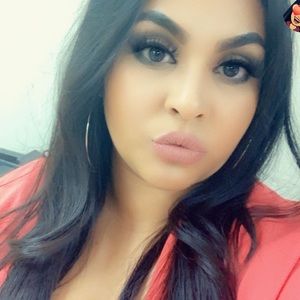 Meet your Posher, Karla